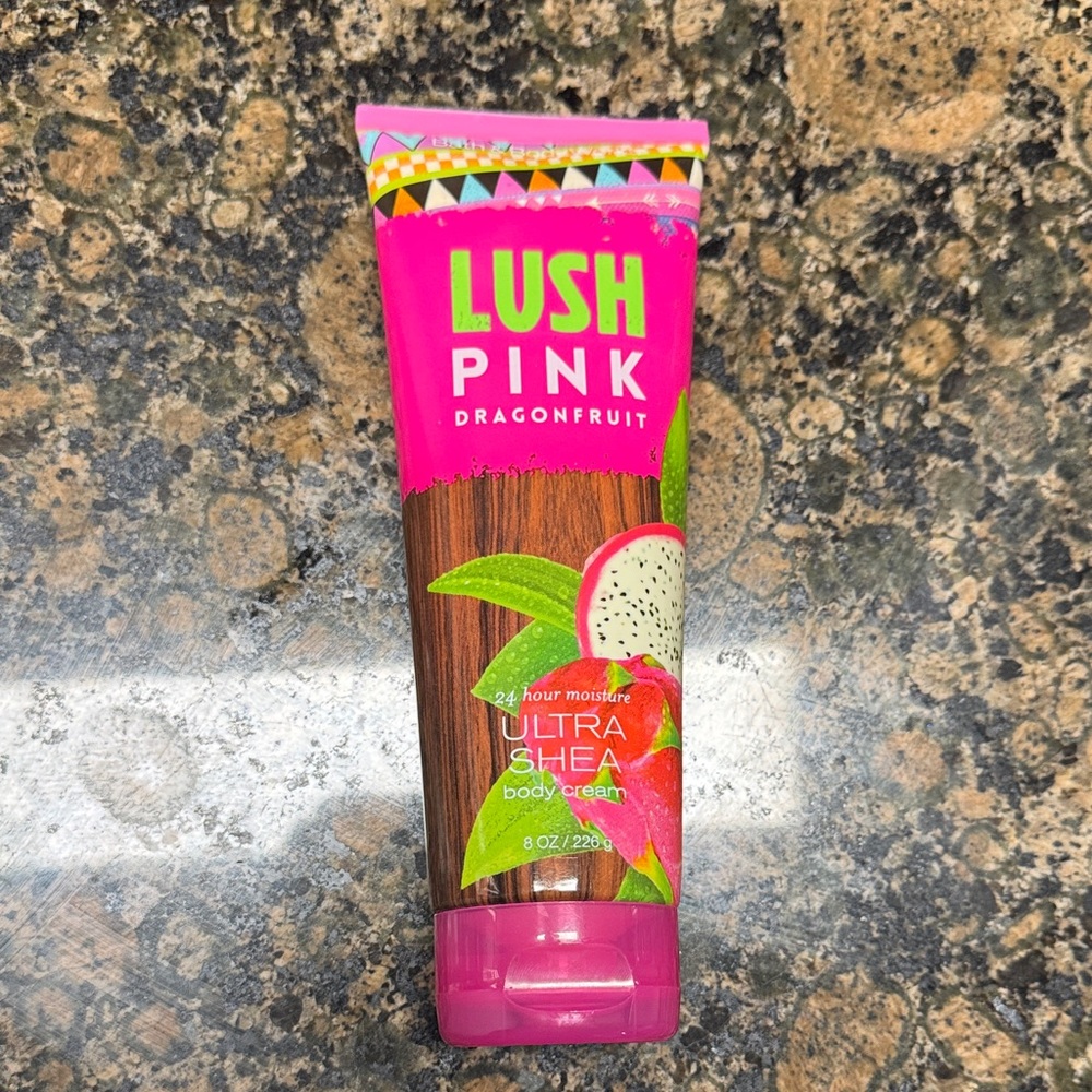 Lush Pink Dragonfruit Ultra Shea Body Cream